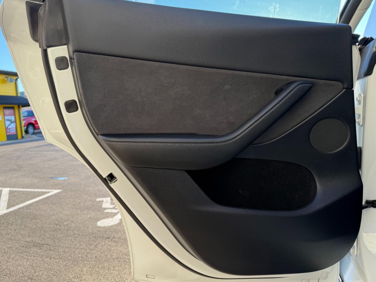 Tesla Model Y Long Range AWD 2023