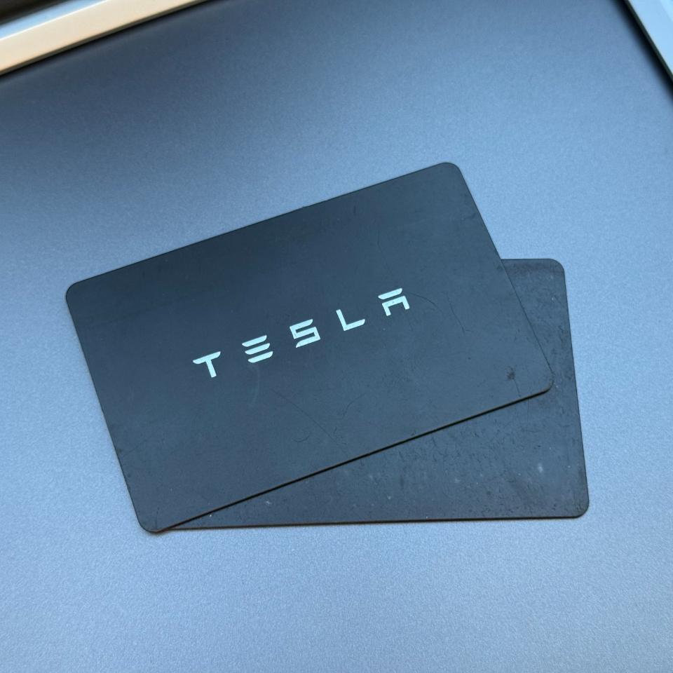 Tesla Model Y Long Range AWD 2023