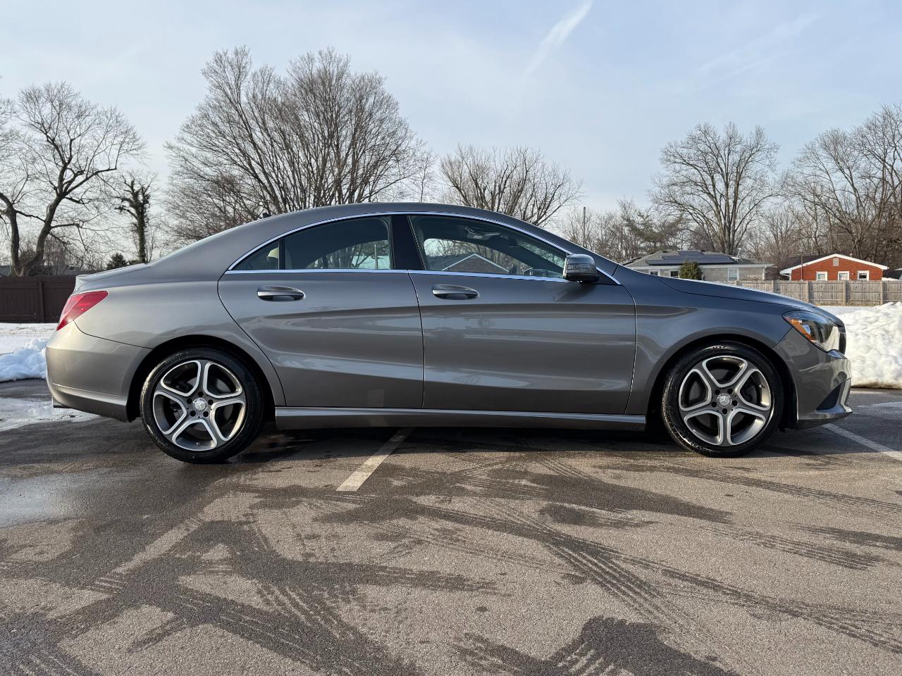 Mercedes-Benz CLA-Class 4dr Sdn CLA 250 FWD 2014