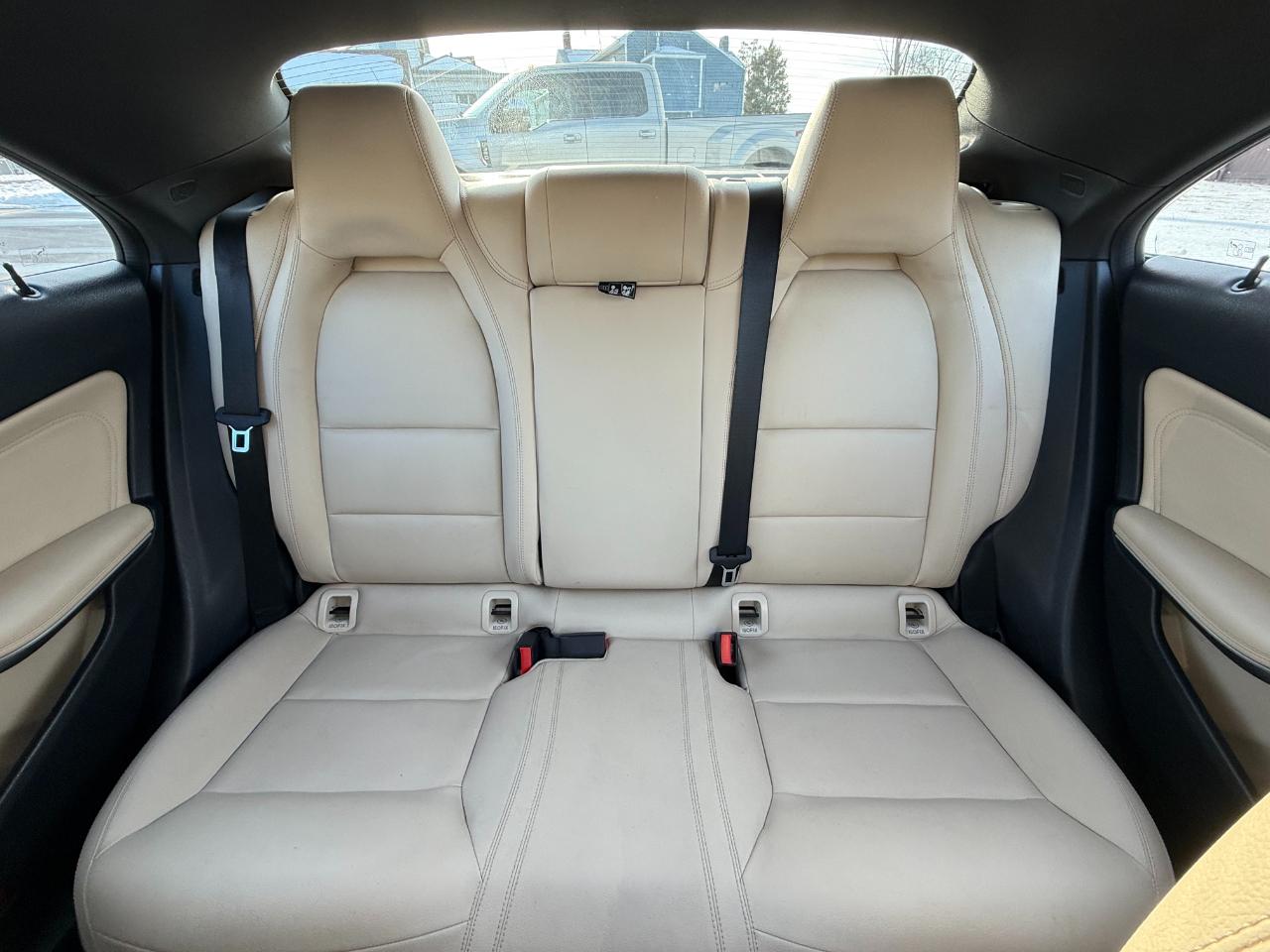 Mercedes-Benz CLA-Class 4dr Sdn CLA 250 FWD 2014