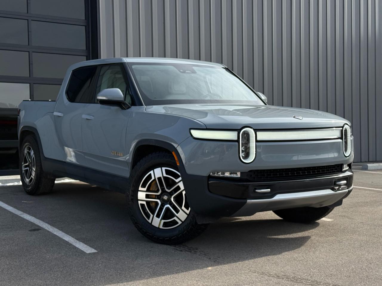 Rivian R1T Launch Edition Quad-Motor Large Pack *Ltd Avail* 2023
