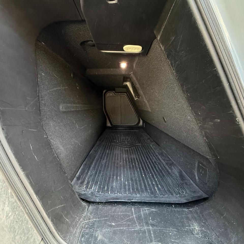 Rivian R1T Launch Edition Quad-Motor Large Pack *Ltd Avail* 2023