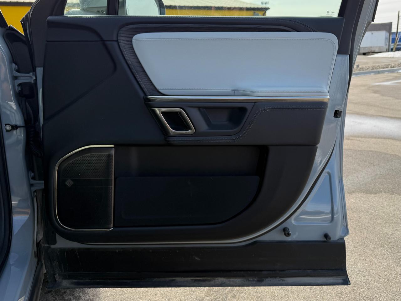 Rivian R1T Launch Edition Quad-Motor Large Pack *Ltd Avail* 2023