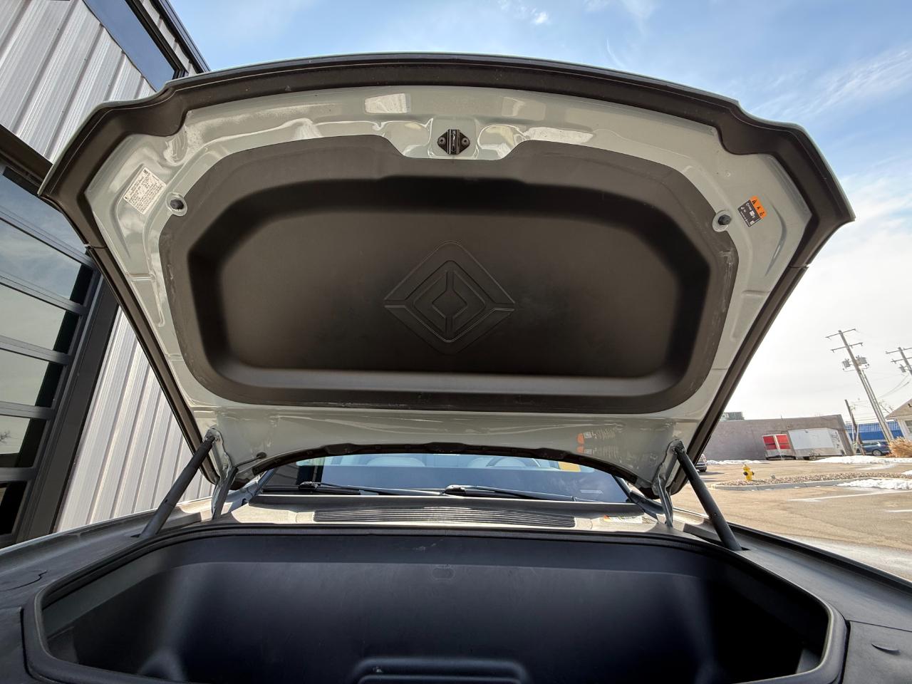 Rivian R1T Launch Edition Quad-Motor Large Pack *Ltd Avail* 2023