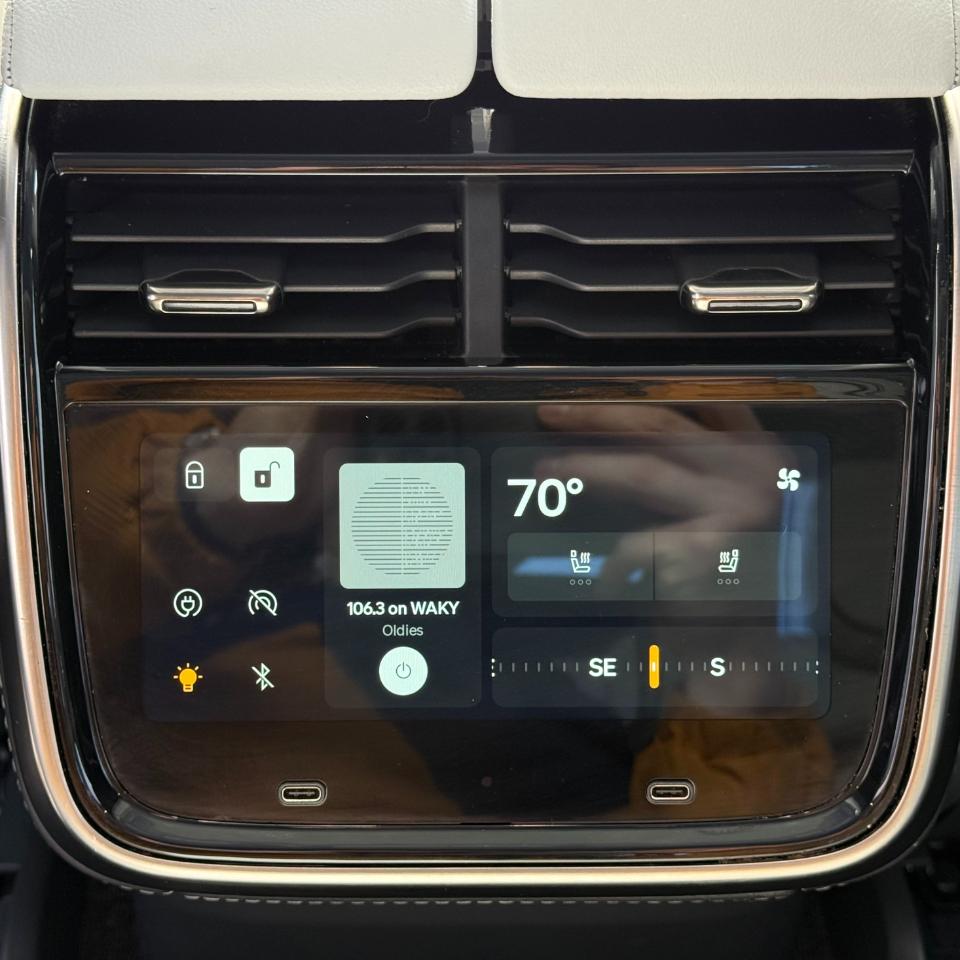 Rivian R1T Launch Edition Quad-Motor Large Pack *Ltd Avail* 2023