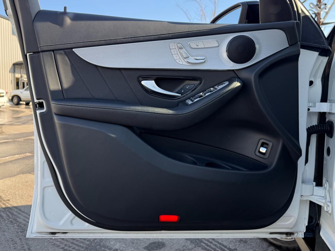 Mercedes-Benz GLC GLC 300 4MATIC Coupe 2023