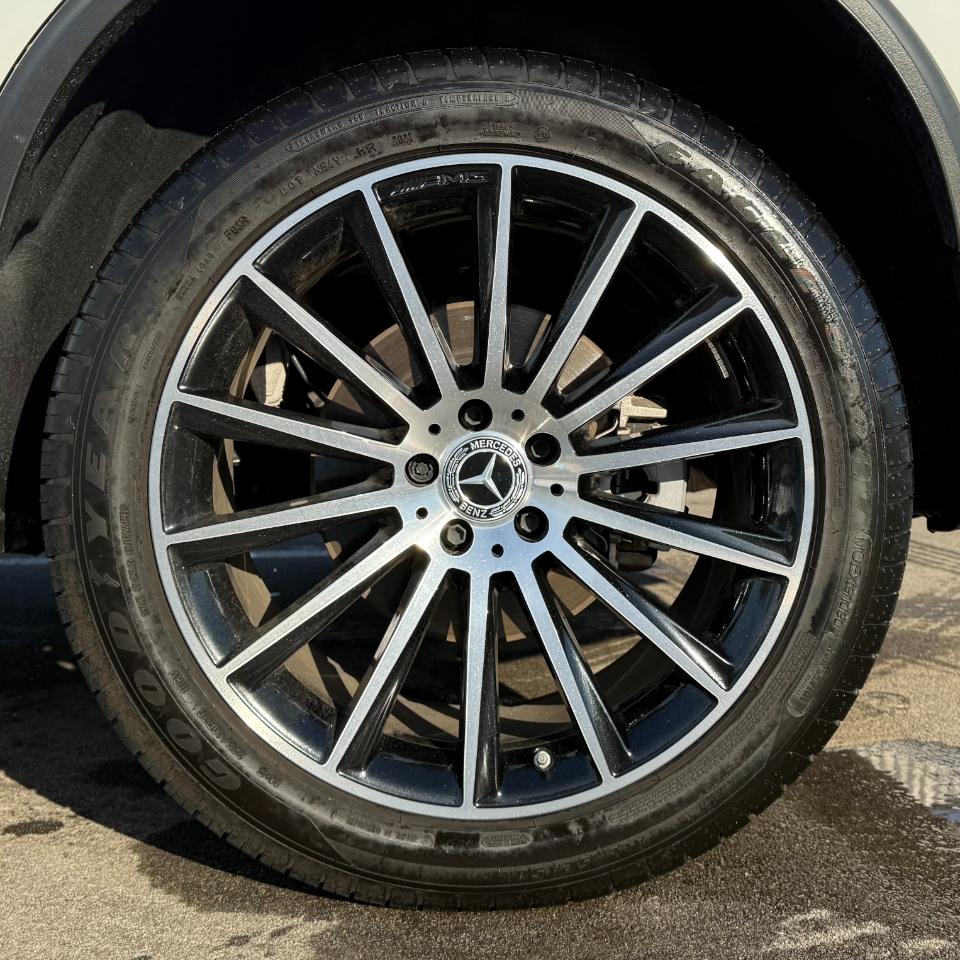 Mercedes-Benz GLC GLC 300 4MATIC Coupe 2023