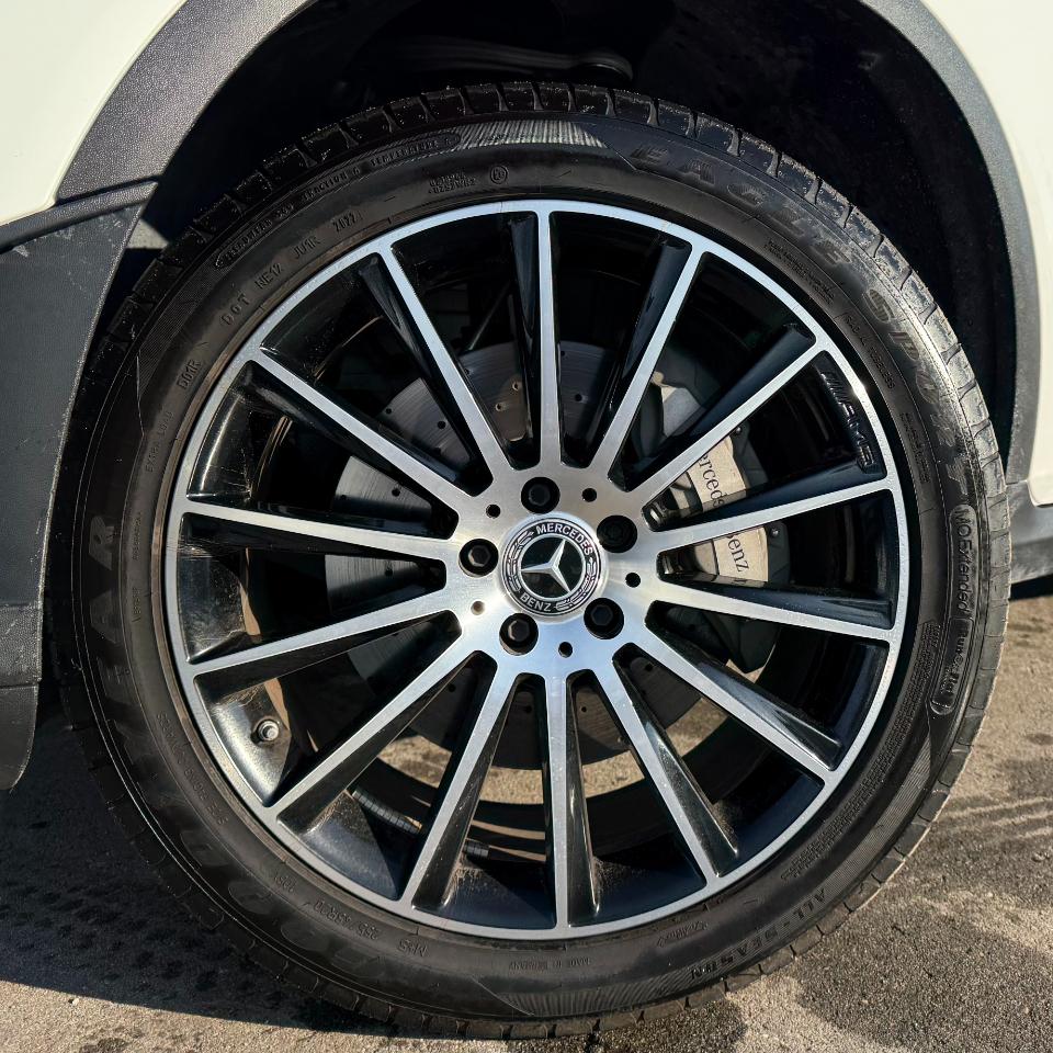 Mercedes-Benz GLC GLC 300 4MATIC Coupe 2023