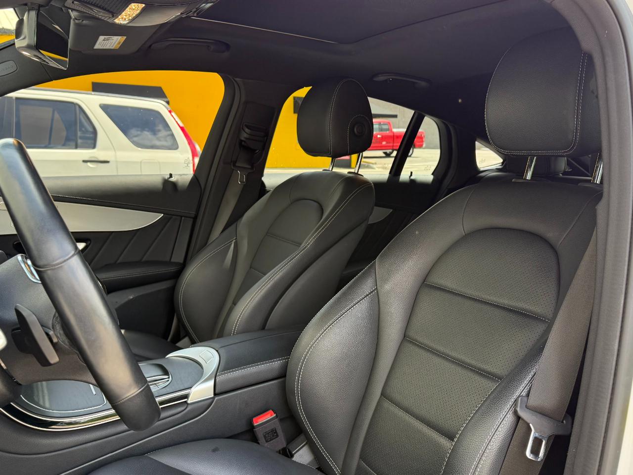 Mercedes-Benz GLC GLC 300 4MATIC Coupe 2023