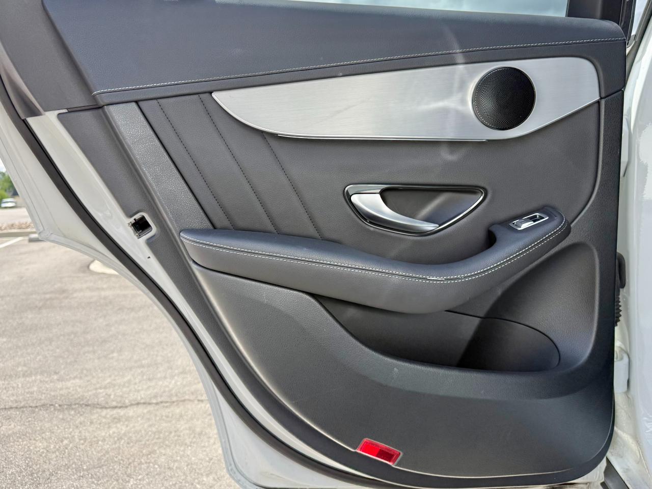 Mercedes-Benz GLC GLC 300 4MATIC Coupe 2023