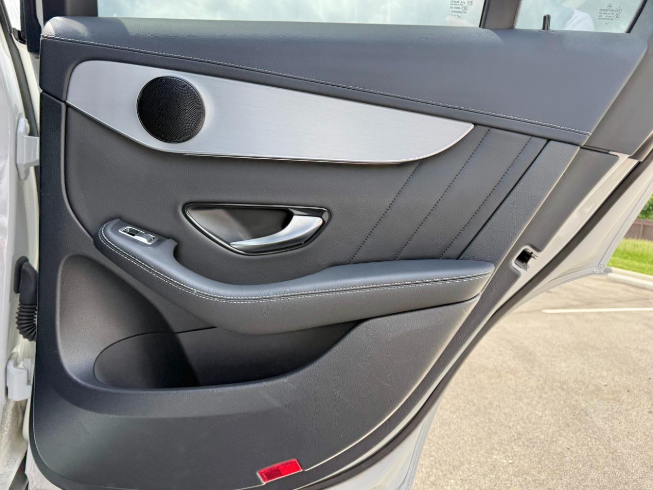 Mercedes-Benz GLC GLC 300 4MATIC Coupe 2023