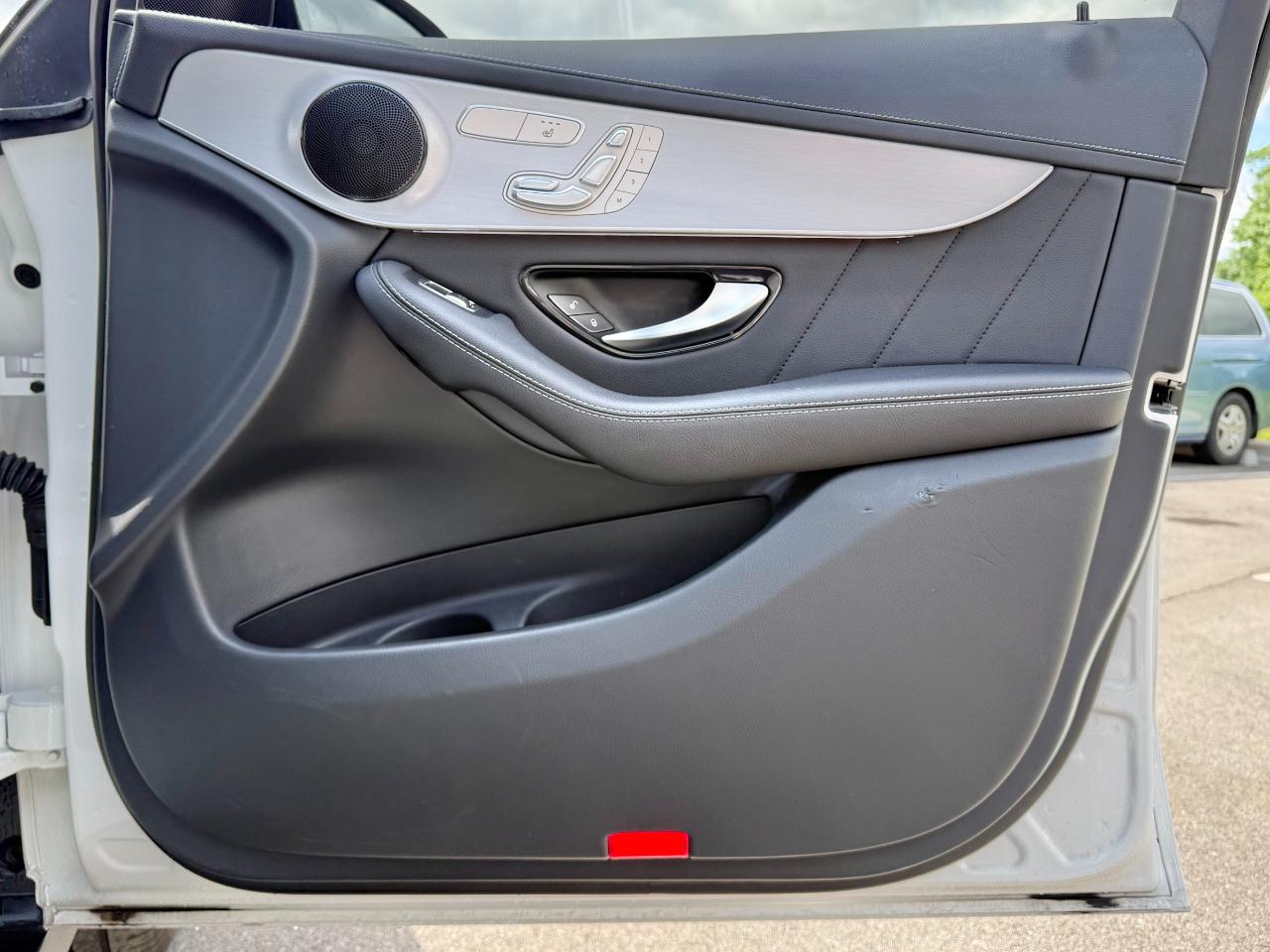 Mercedes-Benz GLC GLC 300 4MATIC Coupe 2023