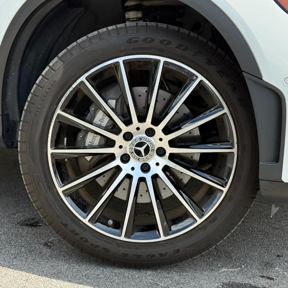 Mercedes-Benz GLC GLC 300 4MATIC Coupe 2023