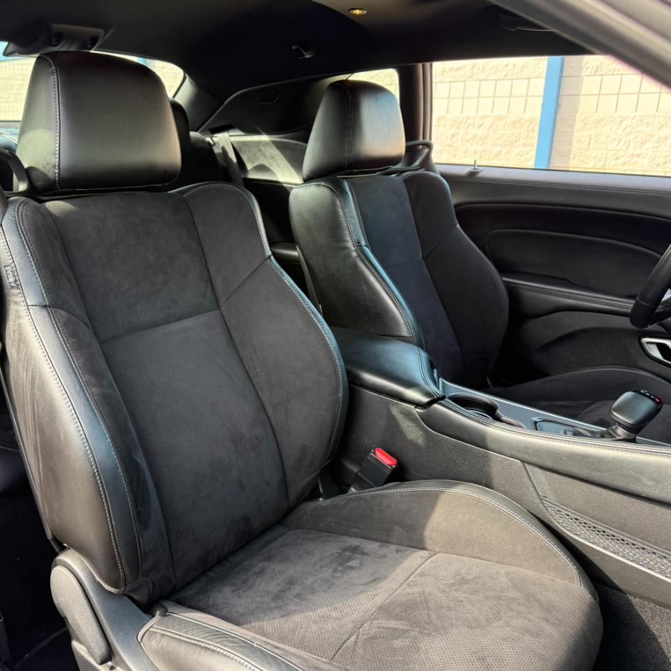 Dodge Challenger GT RWD 2022