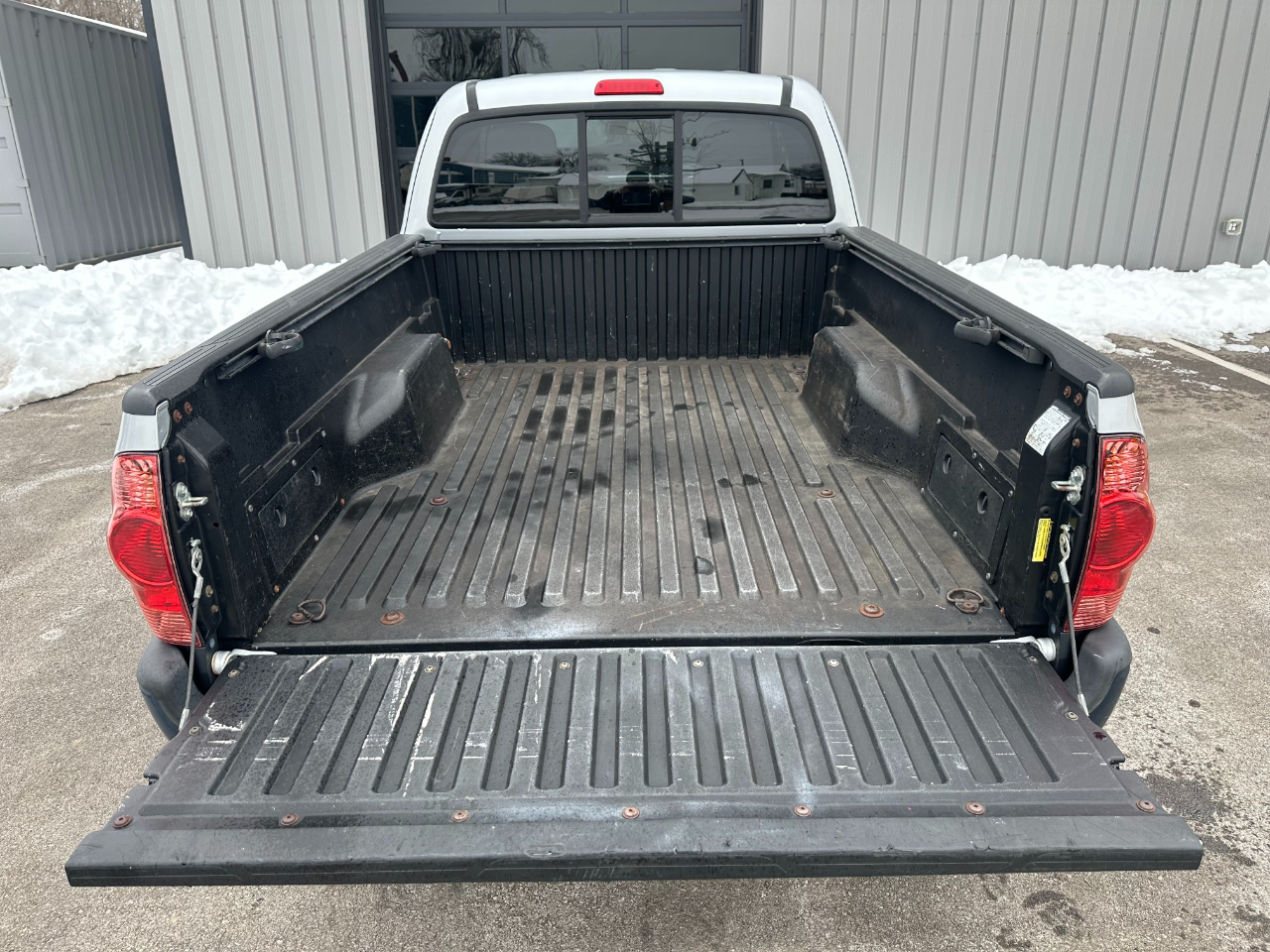 Toyota Tacoma 4WD Access Cab I4 MT (Natl) 2013