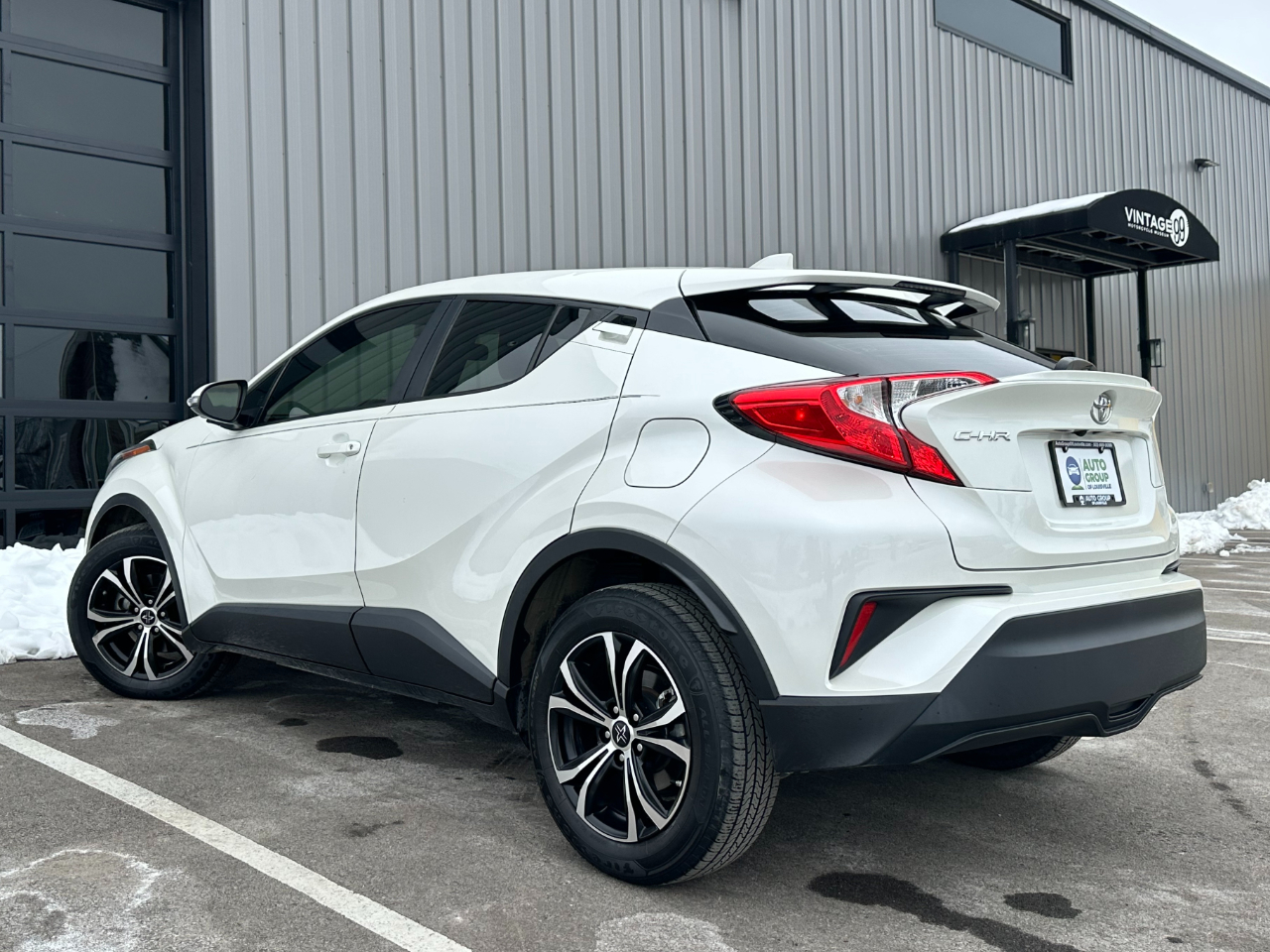 Toyota C-HR Nightshade FWD (Natl) 2021