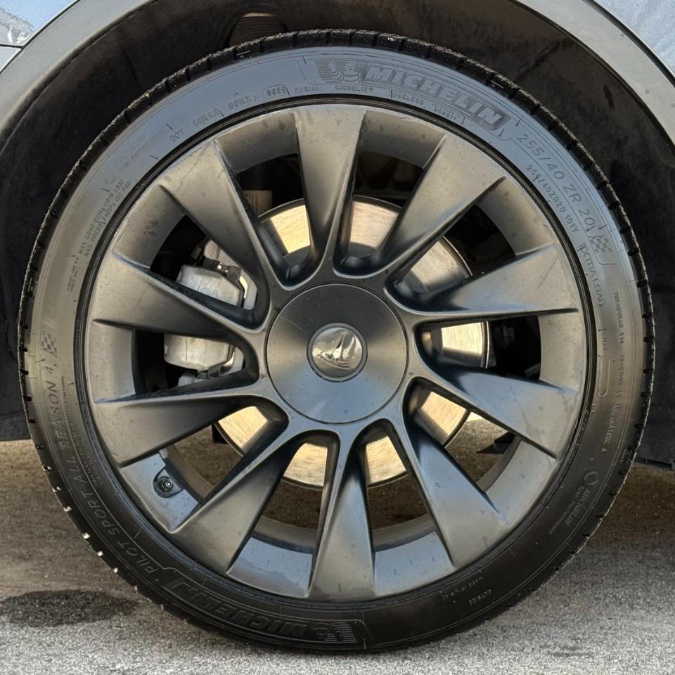 Tesla Model Y Long Range AWD 2021