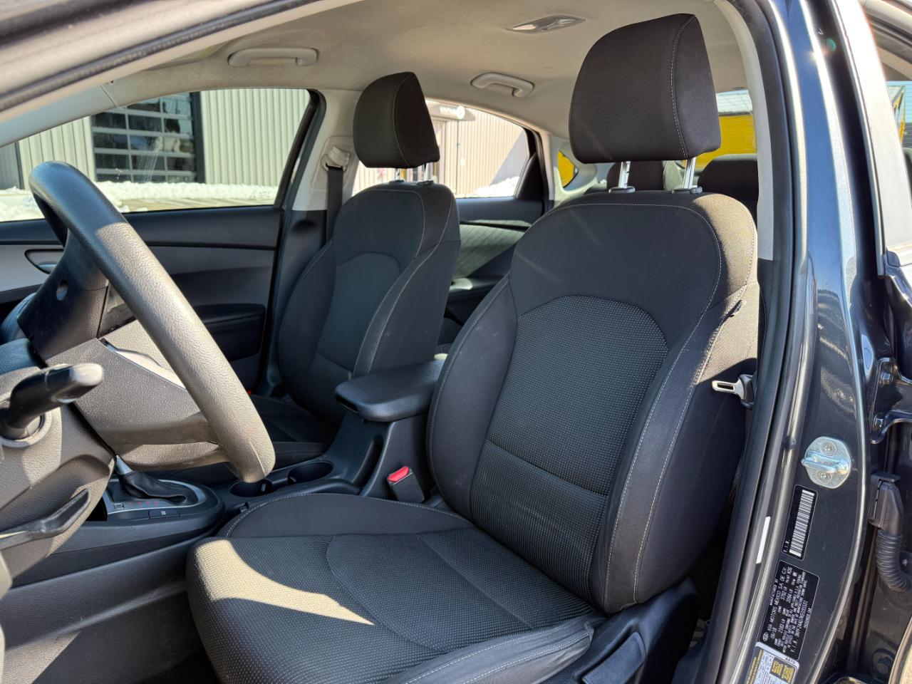 Kia Forte LXS IVT 2019