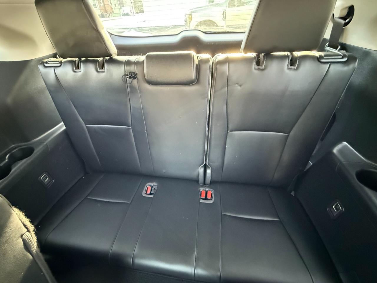 Toyota Highlander Hybrid XLE AWD (Natl) 2022