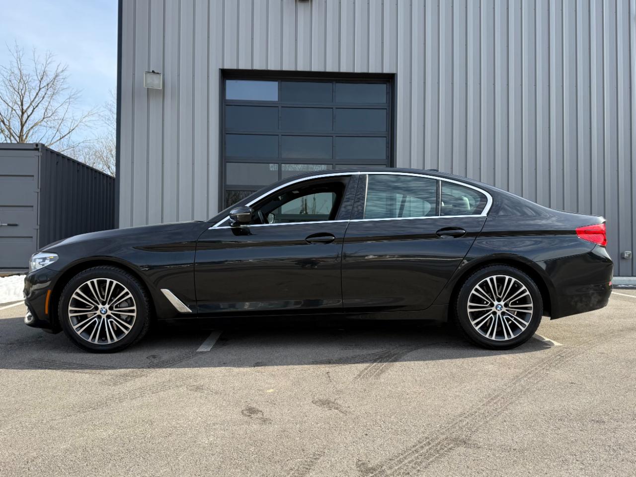 BMW 5 Series 540i Sedan 2019
