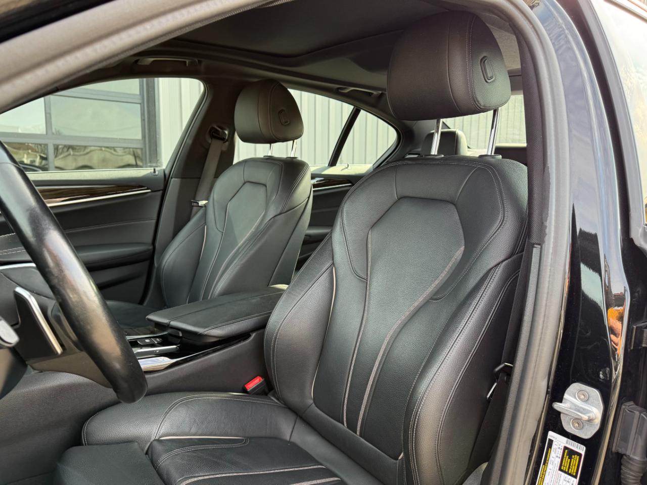 BMW 5 Series 540i Sedan 2019