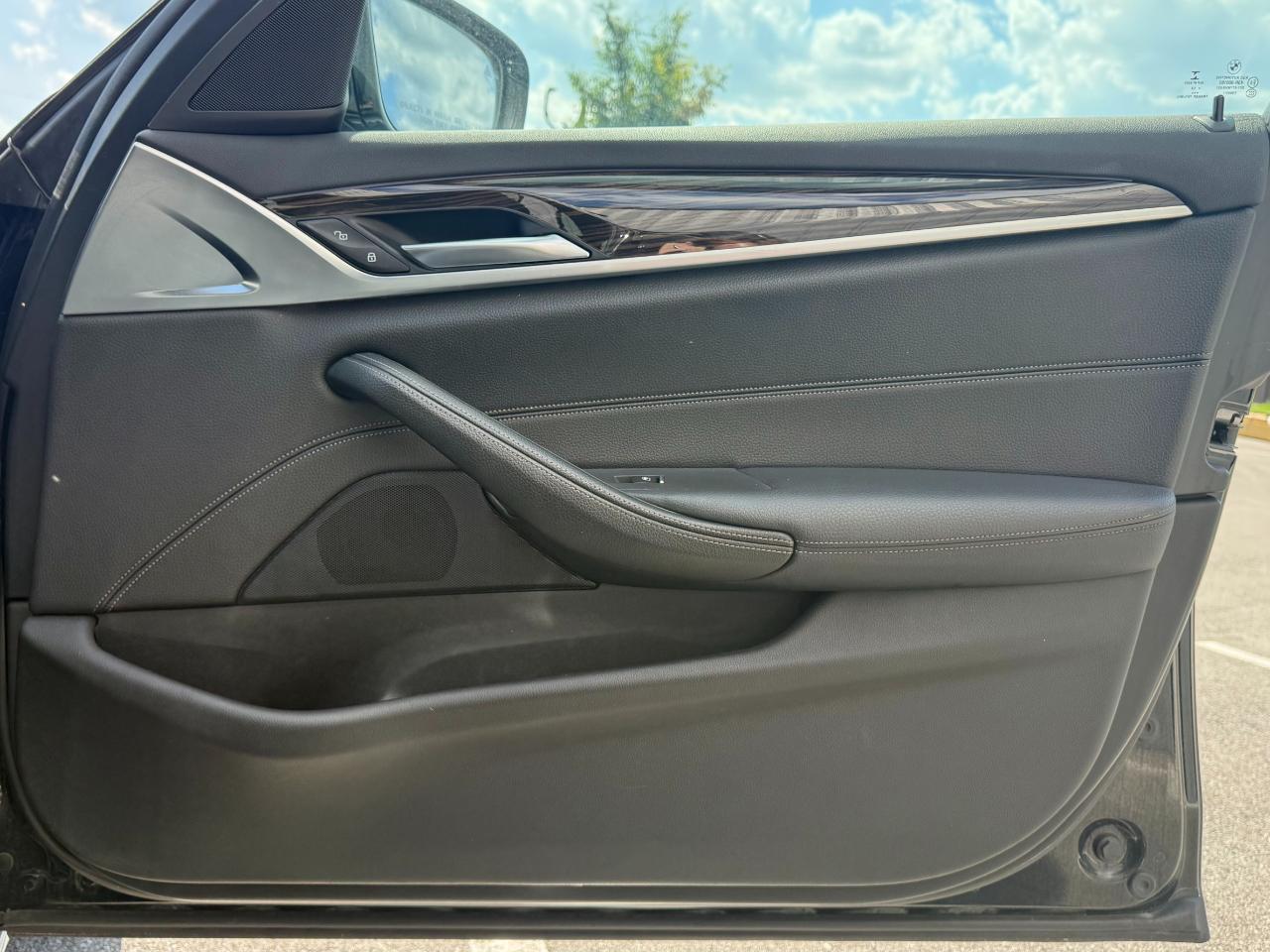 BMW 5 Series 540i Sedan 2019