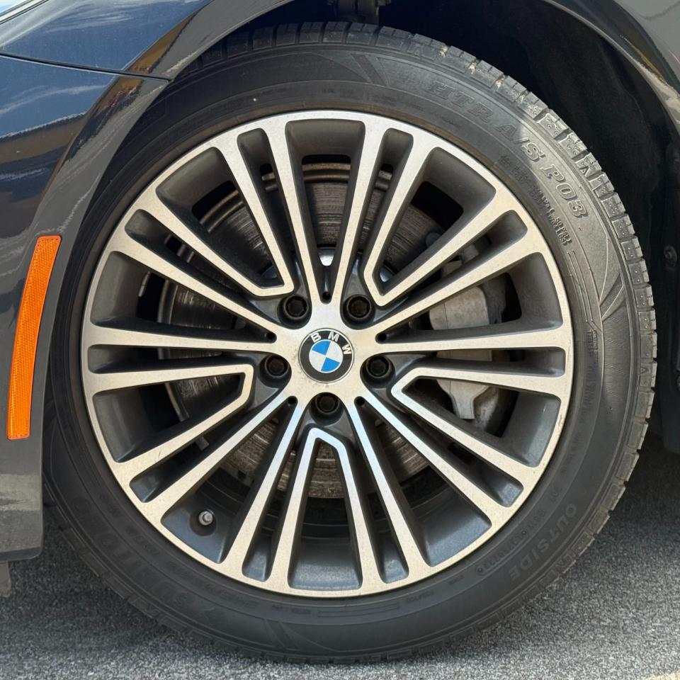 BMW 5 Series 540i Sedan 2019
