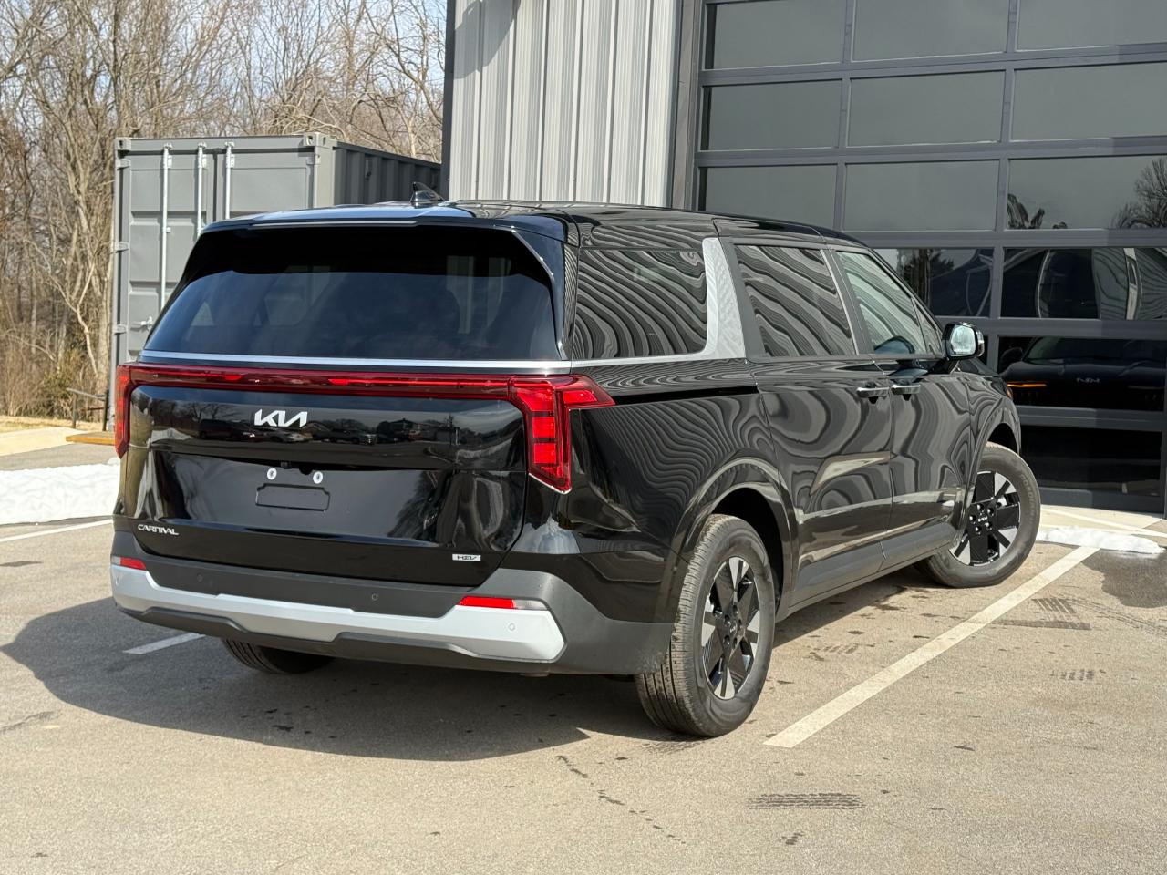 Kia Carnival Hybrid LXS FWD 2026