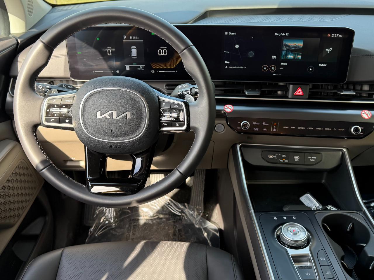 Kia Carnival Hybrid LXS FWD 2026