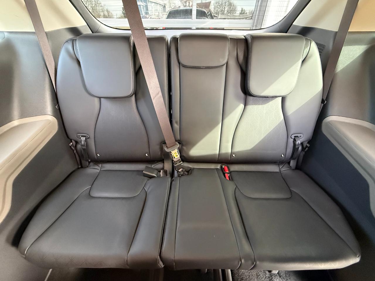 Kia Carnival Hybrid LXS FWD 2026