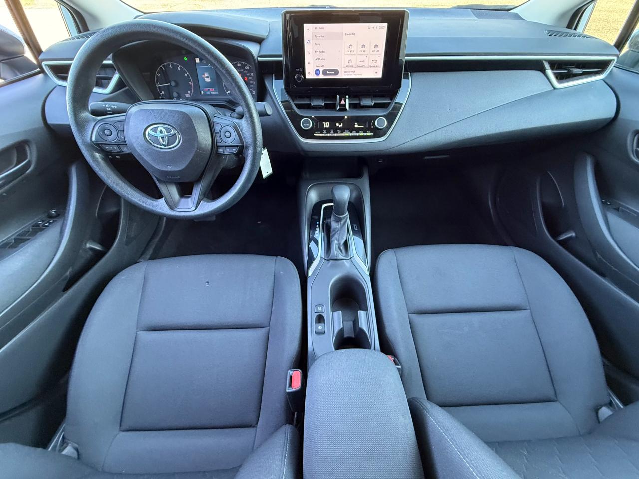 Toyota Corolla LE CVT (Natl) 2024