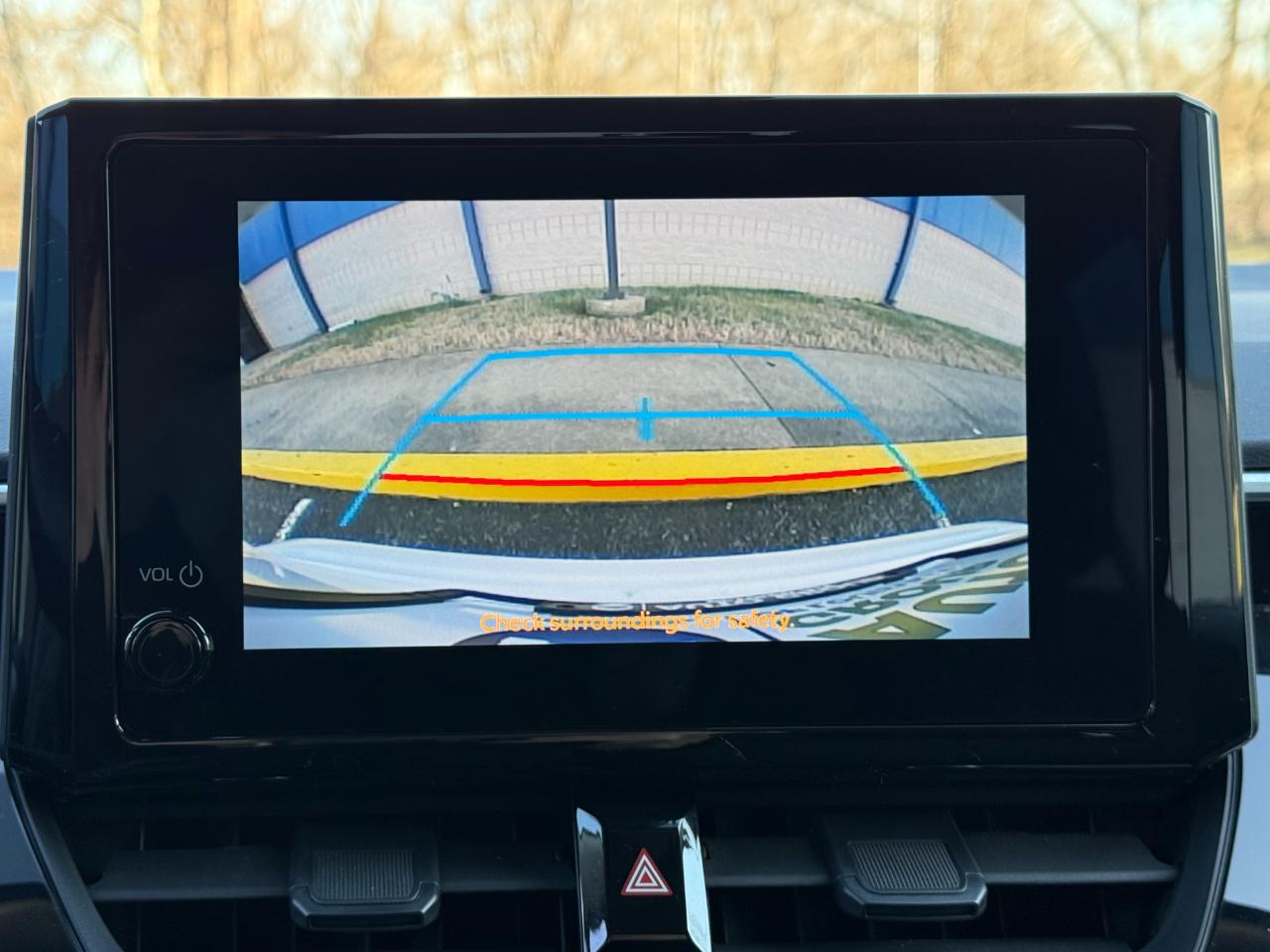 Toyota Corolla LE CVT (Natl) 2024