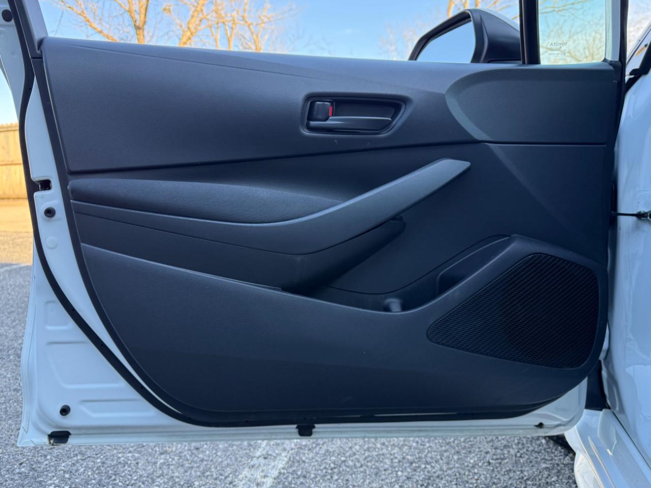 Toyota Corolla LE CVT (Natl) 2024