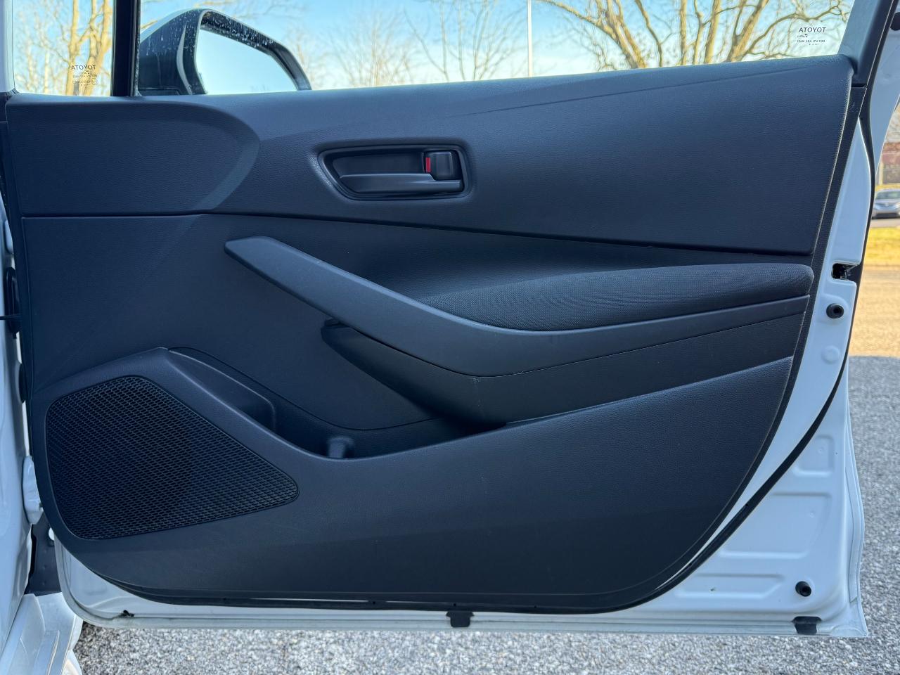 Toyota Corolla LE CVT (Natl) 2024