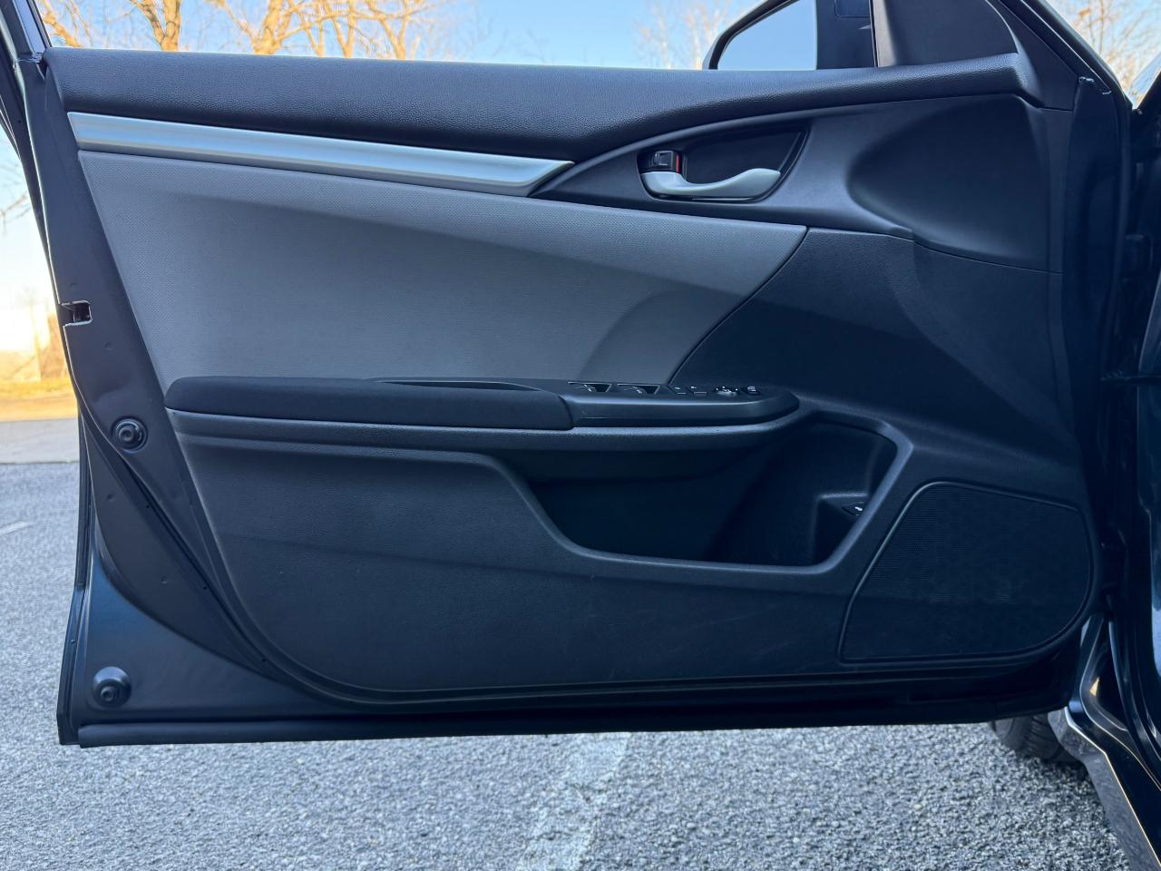 Honda Civic Sedan LX CVT 2017