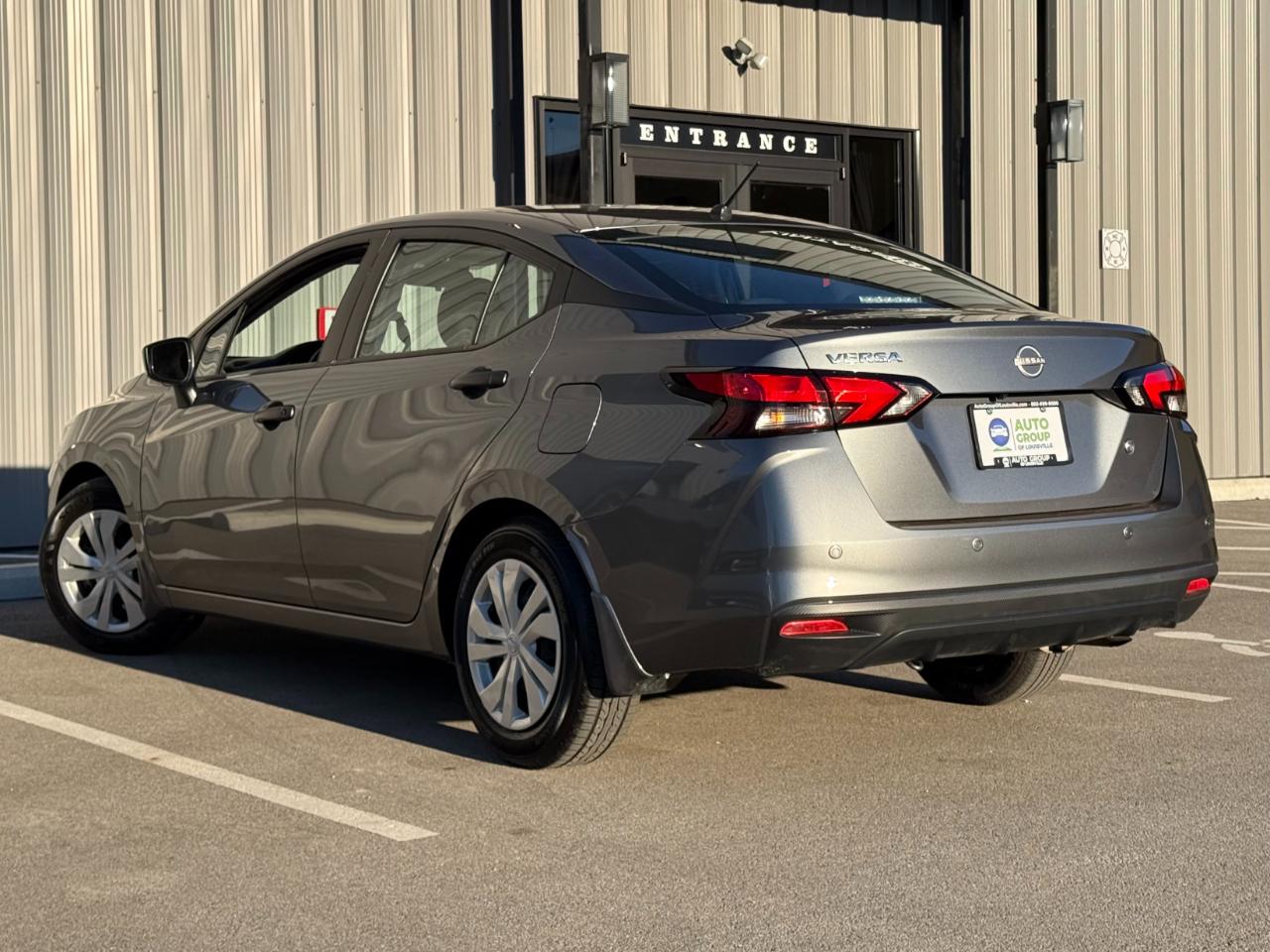 Nissan Versa S CVT 2024