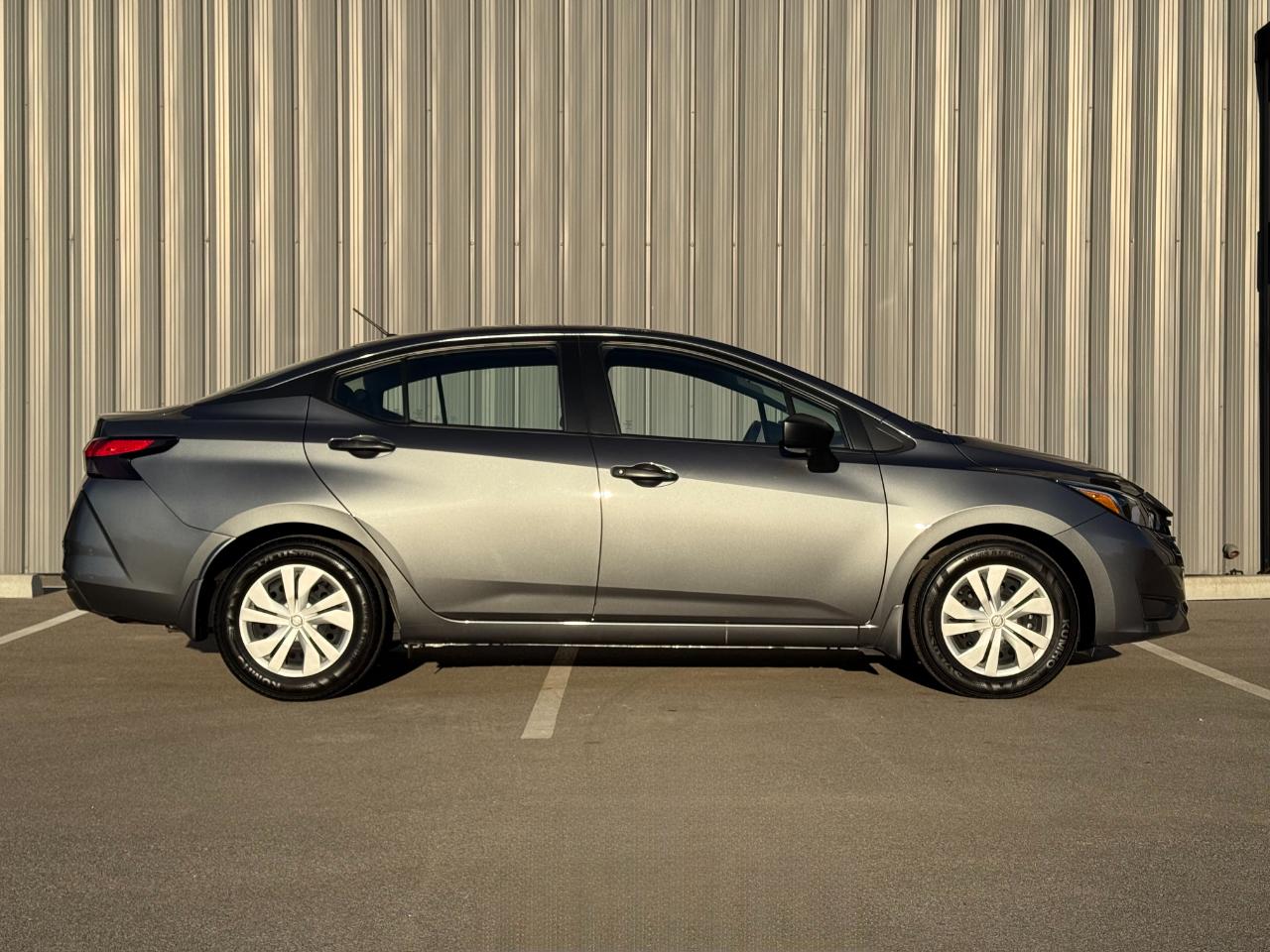 Nissan Versa S CVT 2024