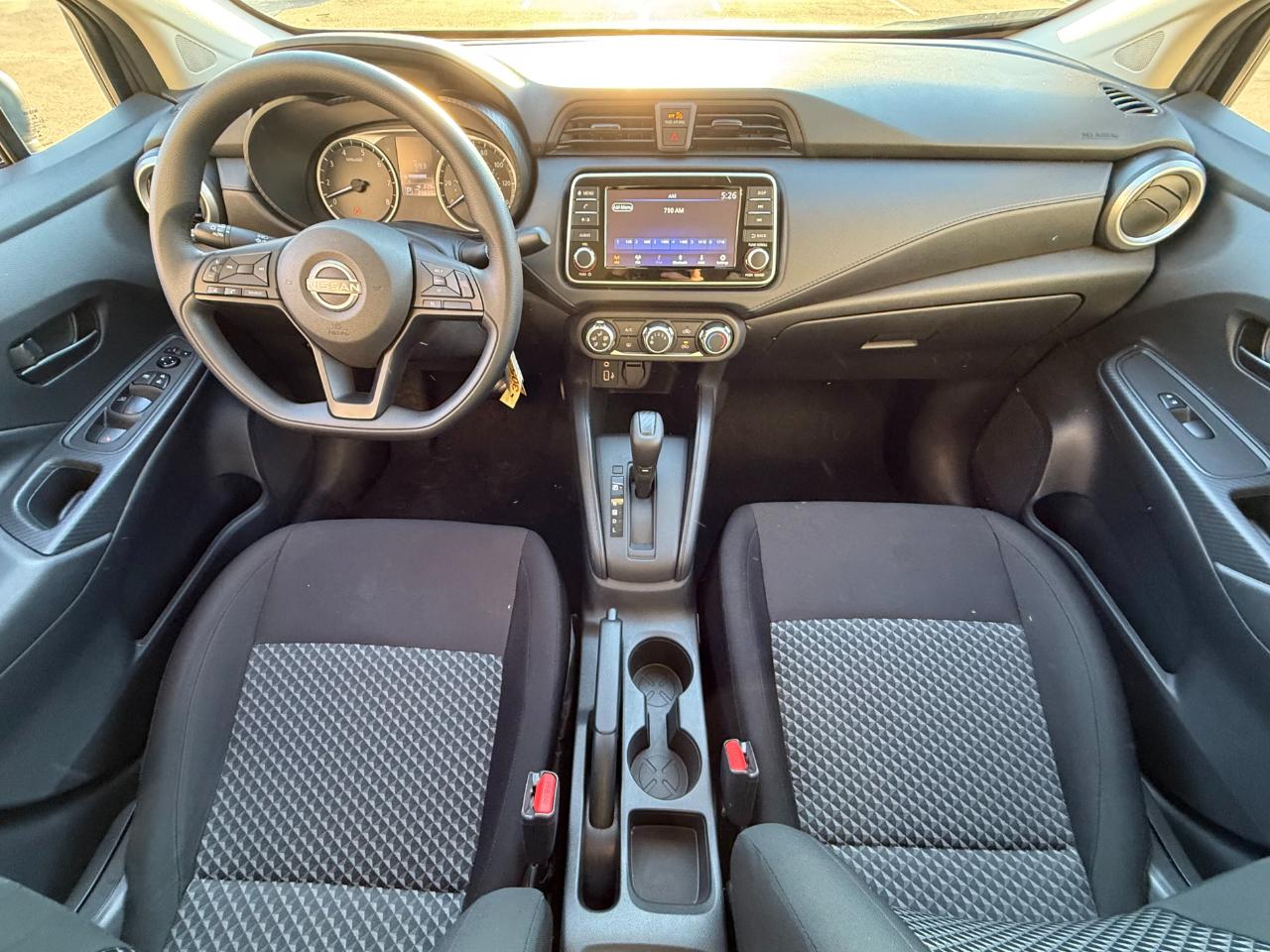 Nissan Versa S CVT 2024