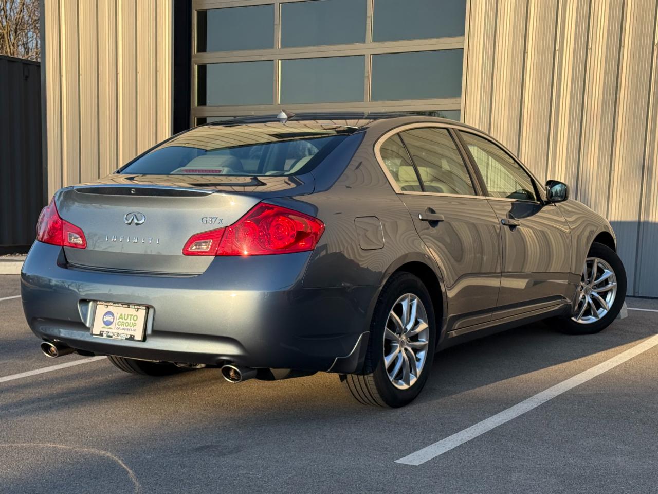 Infiniti G37 Sedan 4dr x AWD 2009