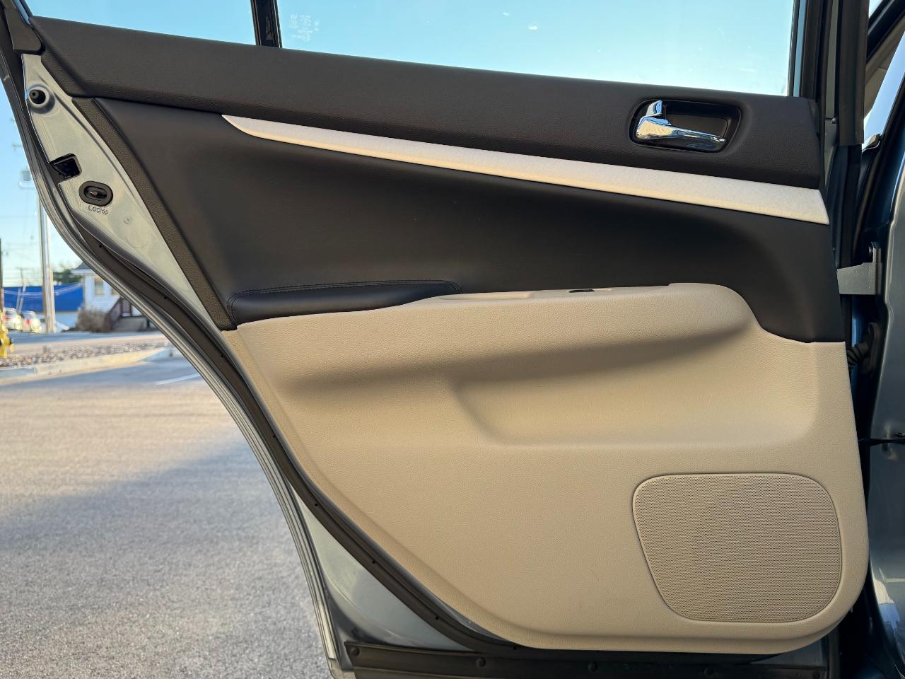 Infiniti G37 Sedan 4dr x AWD 2009