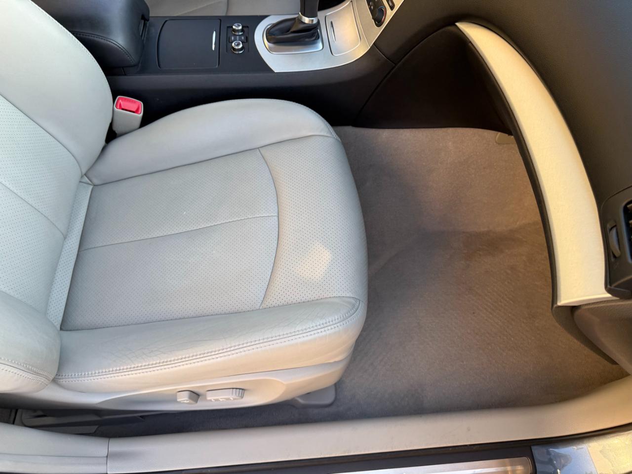 Infiniti G37 Sedan 4dr x AWD 2009