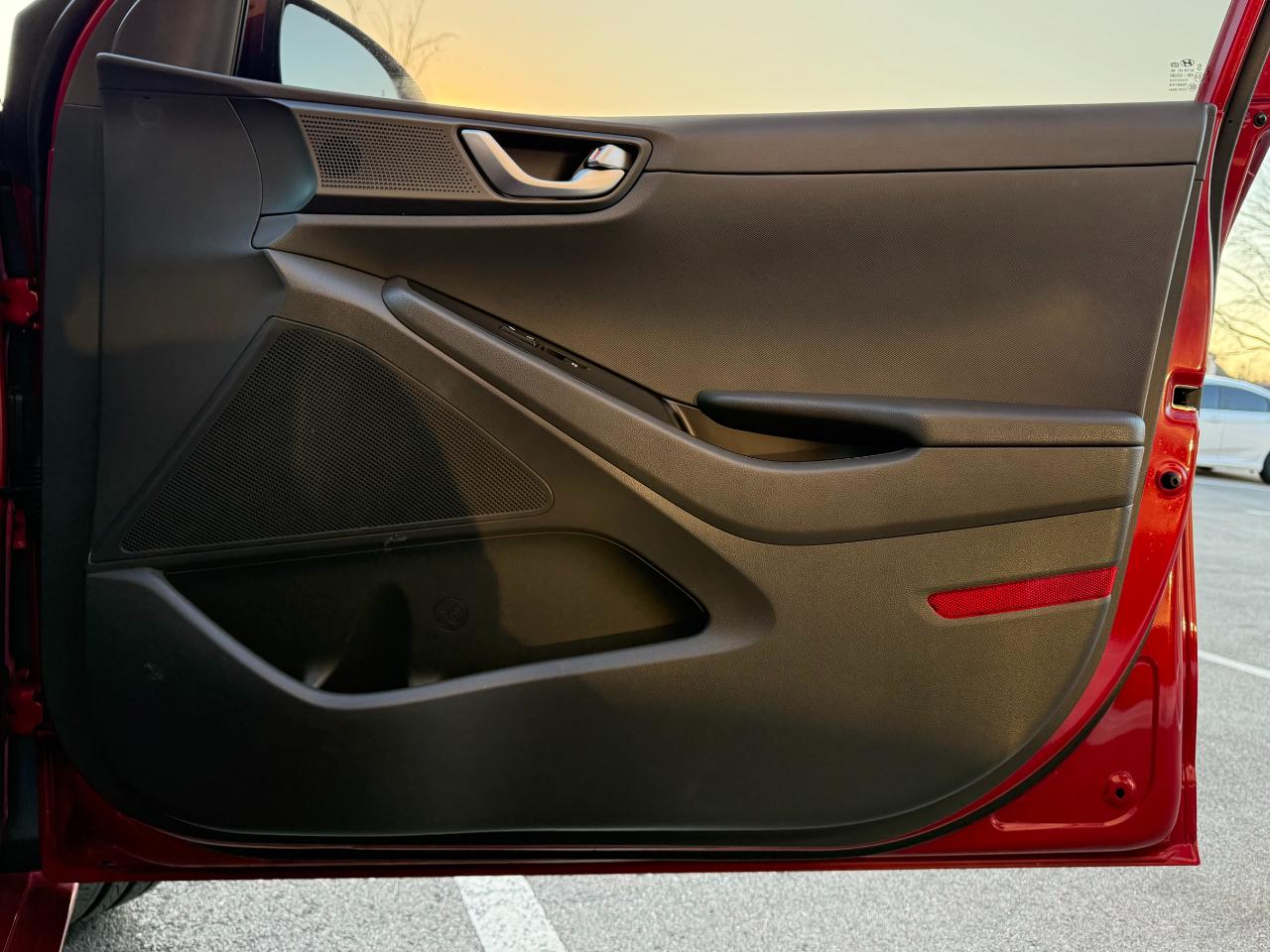 Hyundai Ioniq Hybrid Limited Hatchback 2019