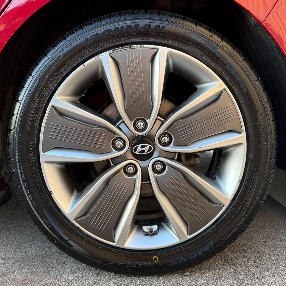 Hyundai Ioniq Hybrid Limited Hatchback 2019