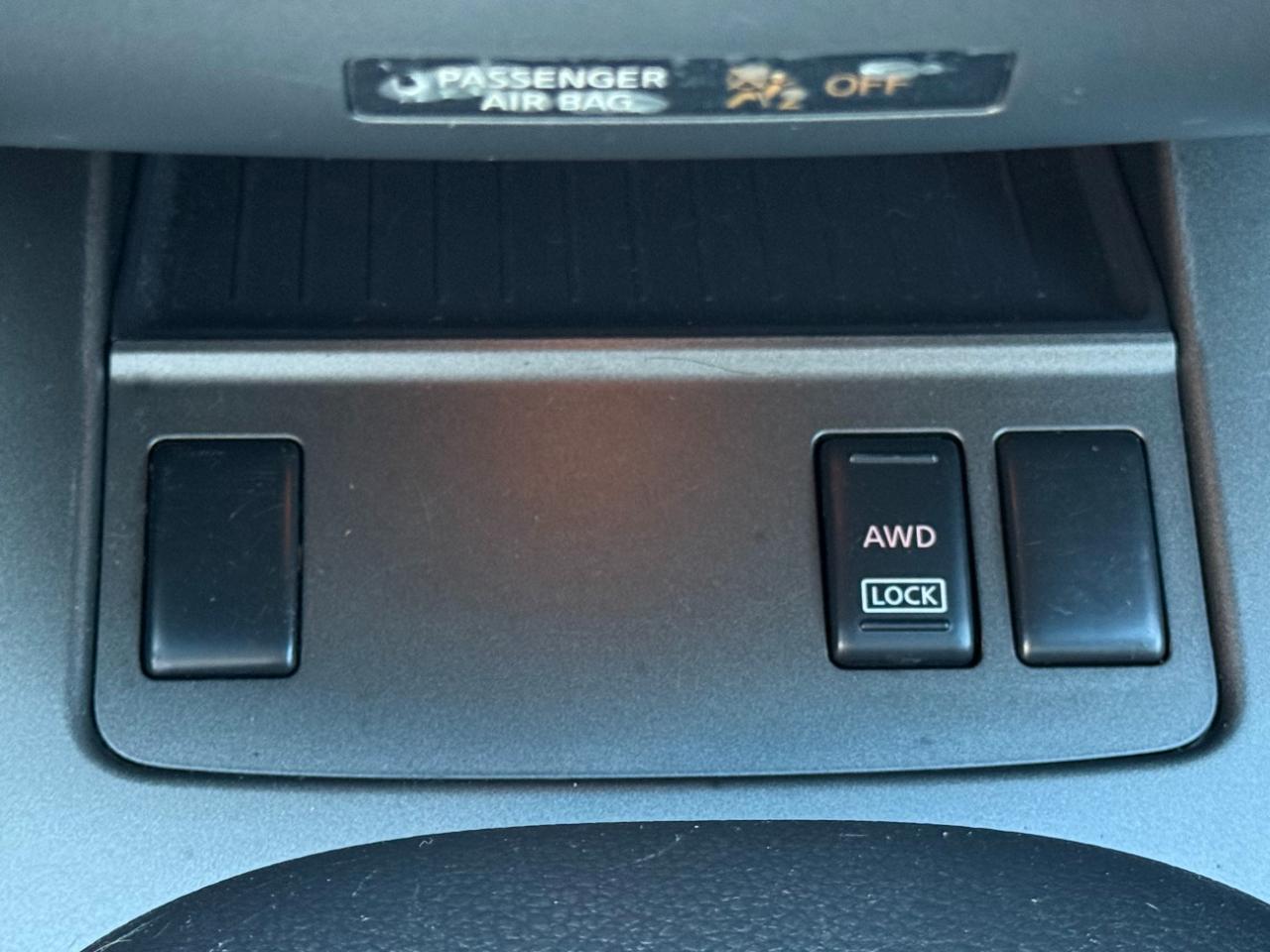 Nissan Murano AWD 4dr SV 2012