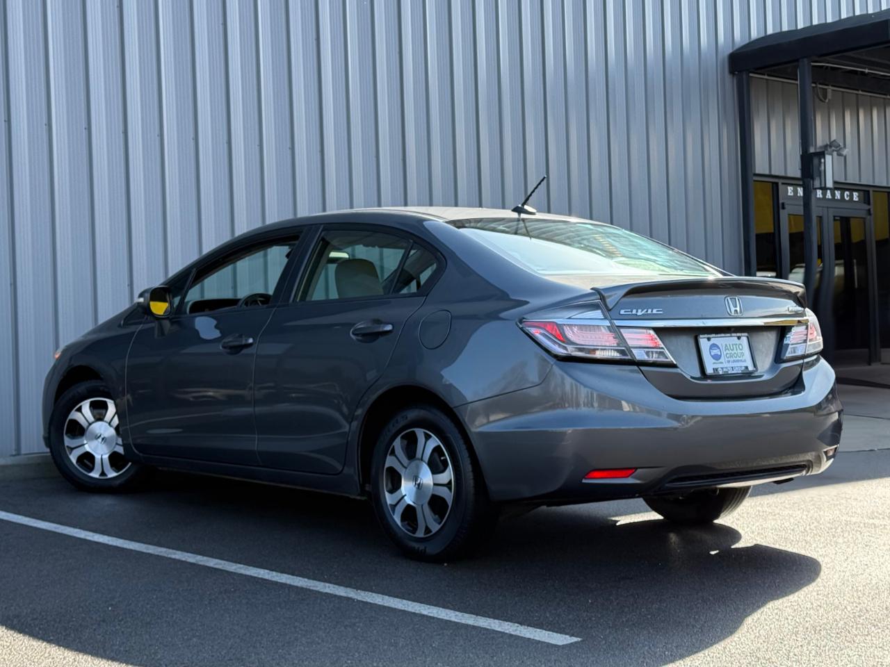 Honda Civic Hybrid 4dr Sdn L4 CVT 2013