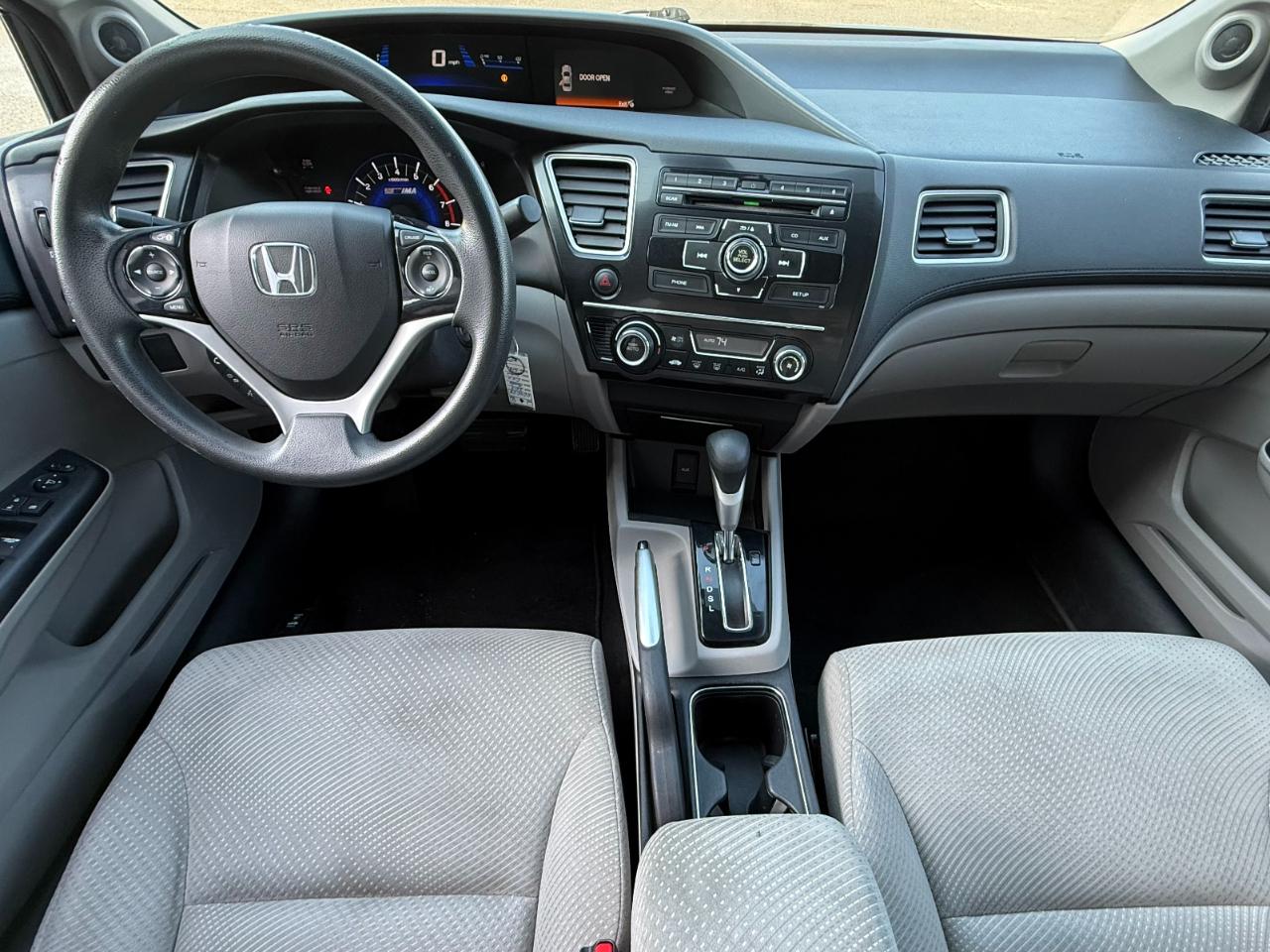 Honda Civic Hybrid 4dr Sdn L4 CVT 2013