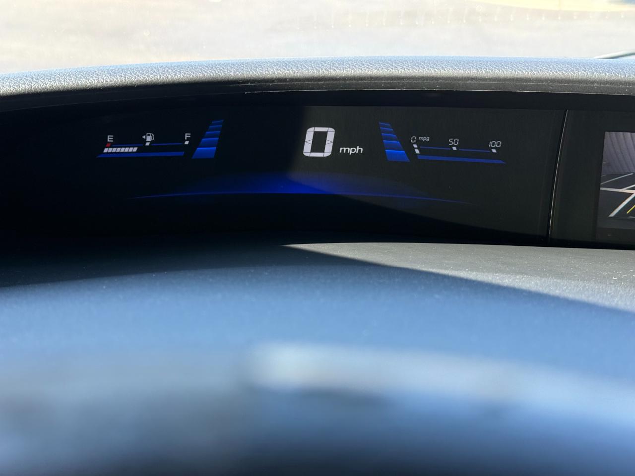 Honda Civic Hybrid 4dr Sdn L4 CVT 2013