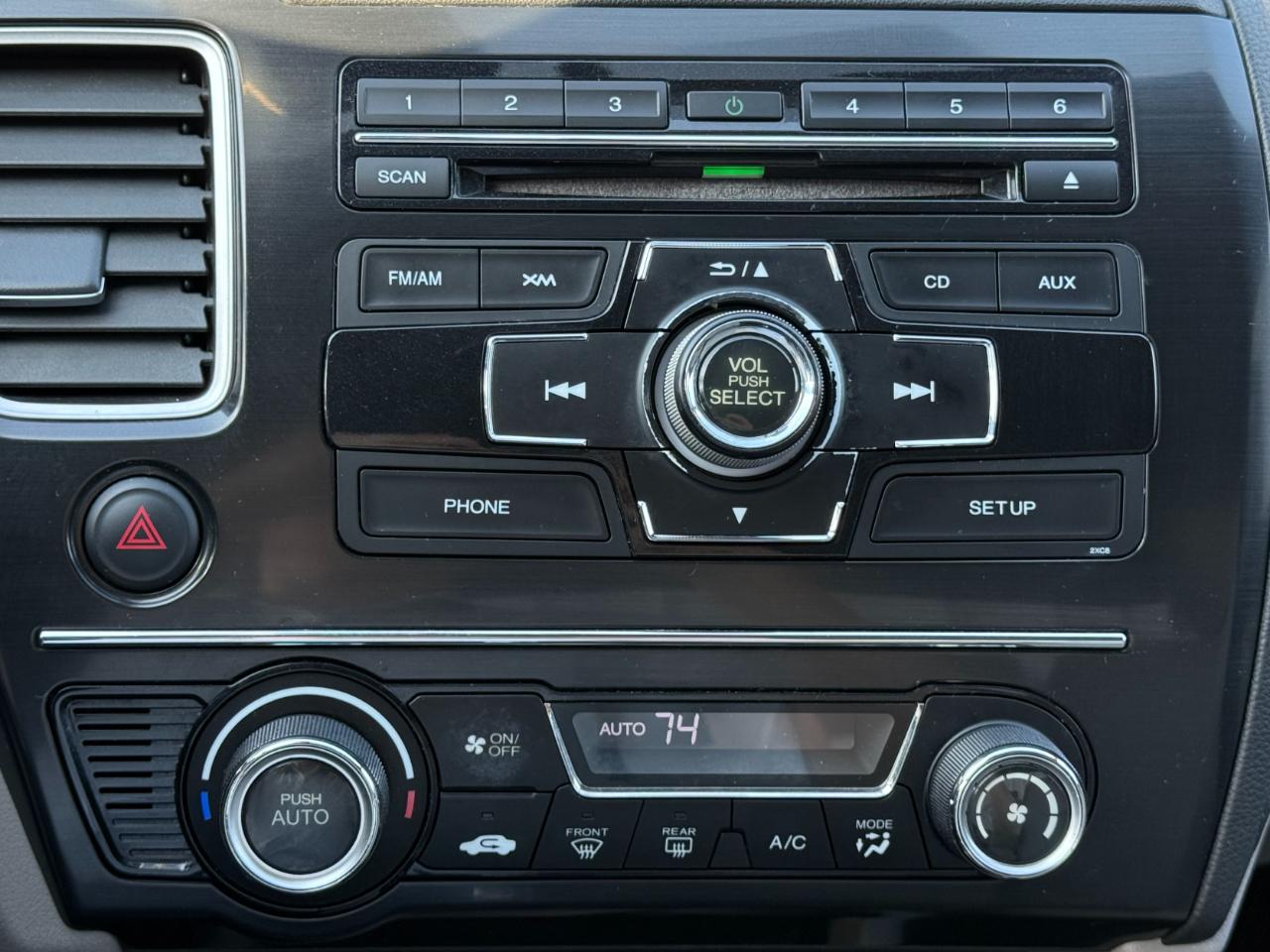 Honda Civic Hybrid 4dr Sdn L4 CVT 2013