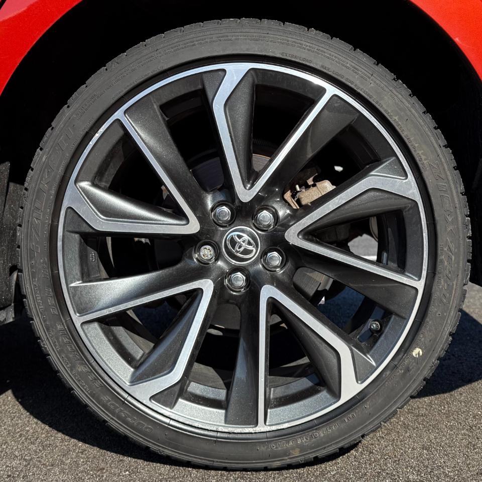 Toyota Corolla Hatchback XSE CVT (Natl) 2019