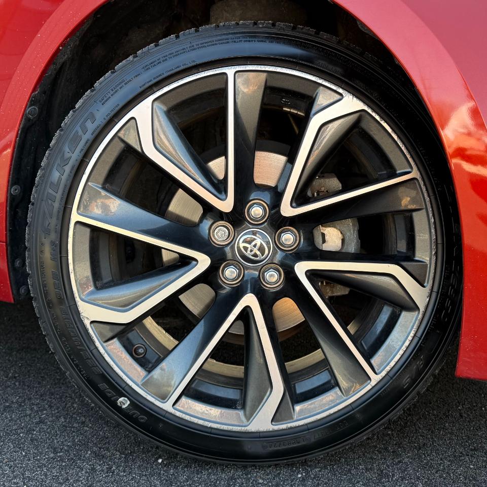 Toyota Corolla Hatchback XSE CVT (Natl) 2019